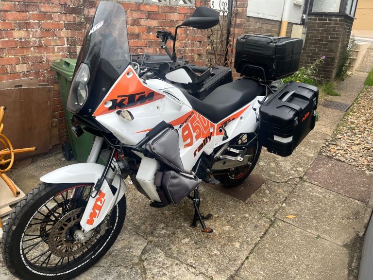 Ktm 950 adventure 