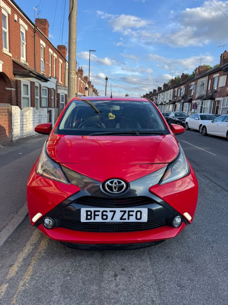 Toyota, AYGO, Hatchback, 2017, Manual, 998 (cc), 5 doors