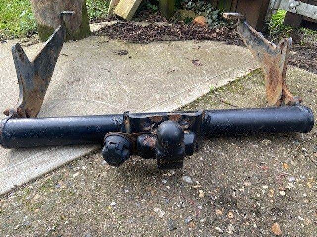 Peugeot Expert II towbar