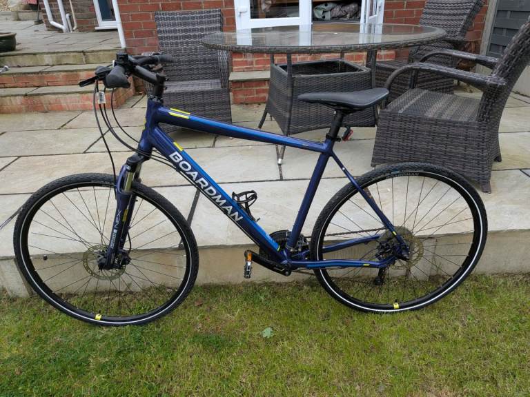 Boardman mens hybrid bike.  54" frame