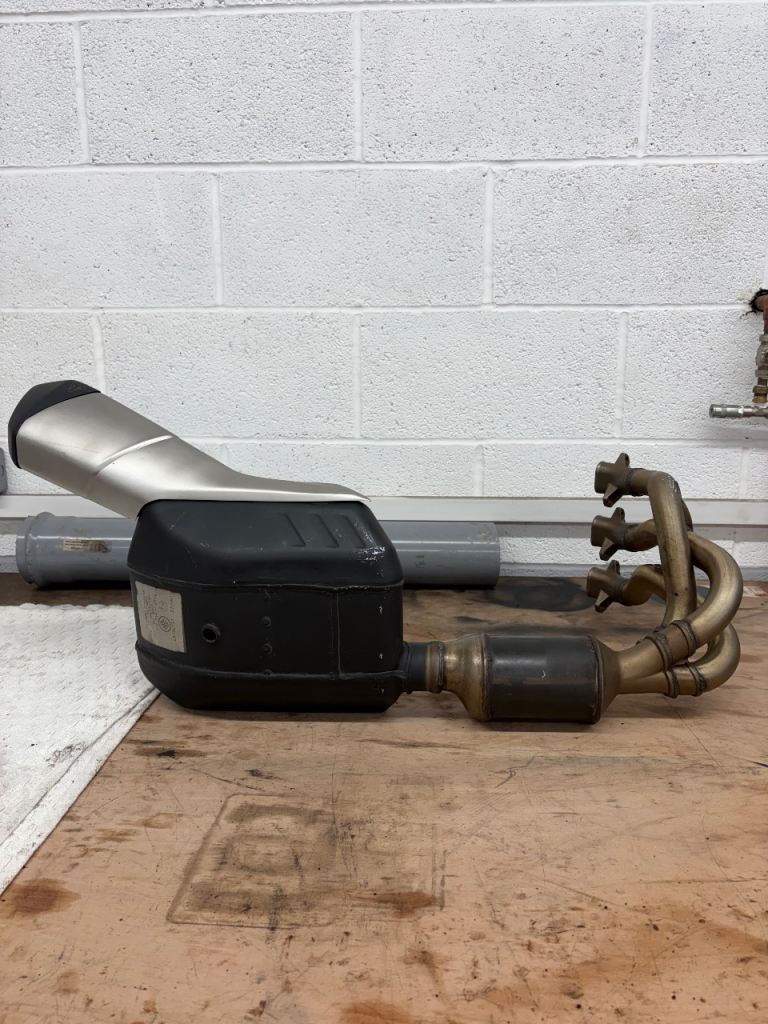 Triumph Street Triple 765 R/RS 2025 Exhaust System Assembly OEM T2205498