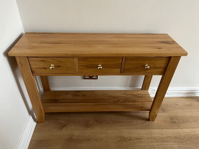 Oak Console Unit