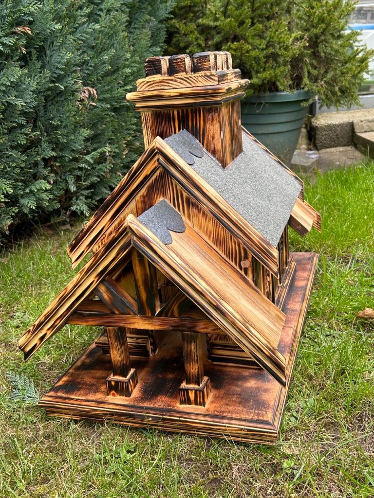 Absolutely Stunning Large Bird Feeder/Table - Solid Wood