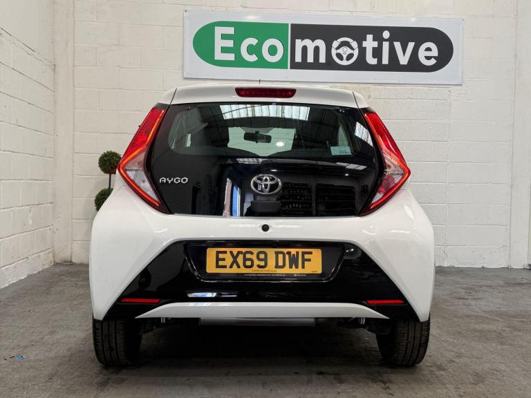 2019 Toyota AYGO 1.0 VVT-i x-play x-shift Euro 6 5dr HATCHBACK Petrol Automatic