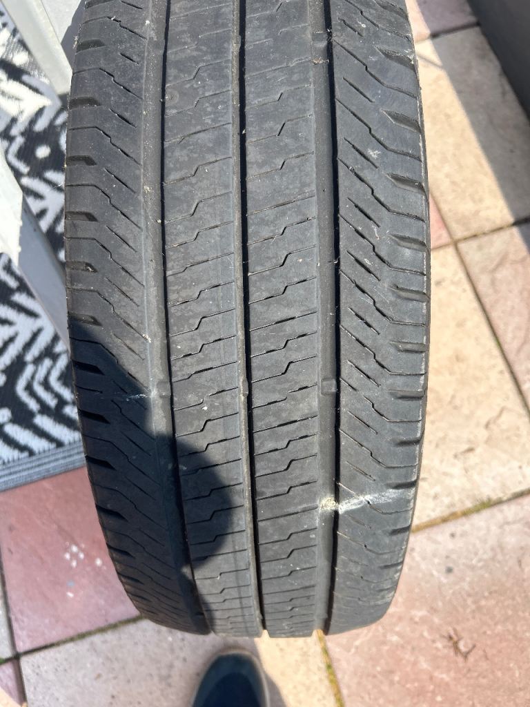 VAN Tyre ,225/65/16 Continental