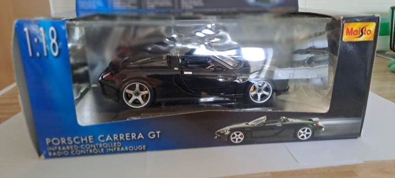 Maisto Porsche Carrera GT. 1:18