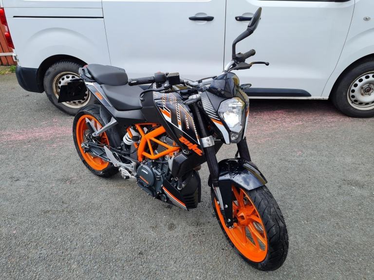 November 2016 KTM Duke 390 Only Six Thousand Miles From New, DUKE, 2016, 373 (cc)