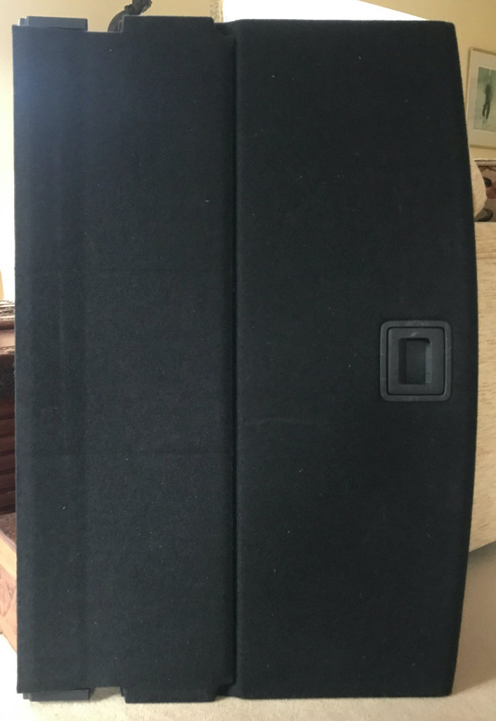 Golf SV 2014 Carpeted boot floor