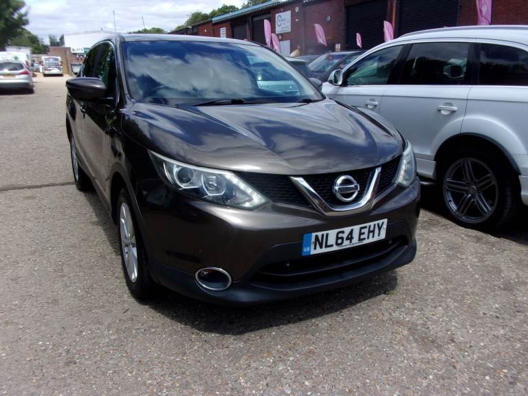 Nissan Qashqai 1.6 dCi Acenta Premium 5dr 4WD Diesel