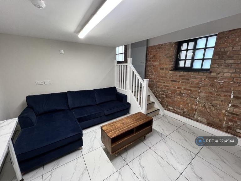 2 bedroom house in Burscough Street, Ormskirk, L39 (2 bed) (#2714944)