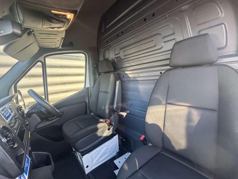 2021 Mercedes-Benz Sprinter 55kWh eSprinter Progressive Panel Van 5dr Electric Panel Van Electric...