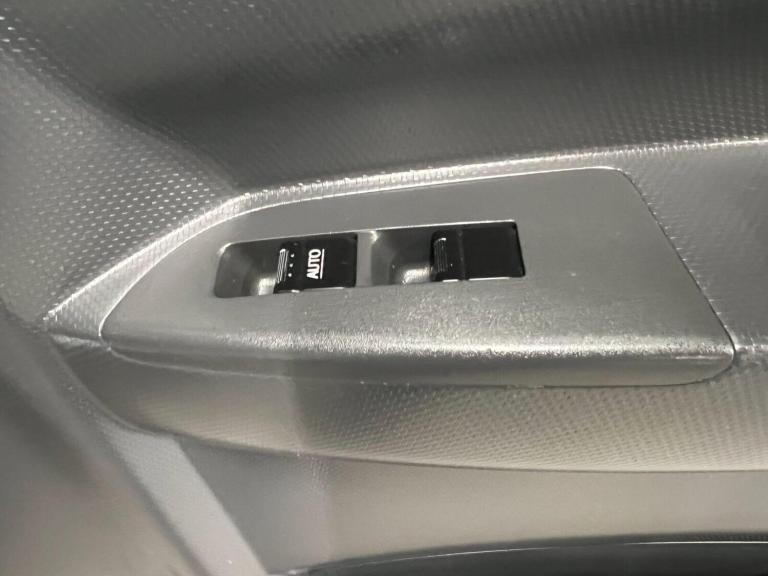 2022 Isuzu N35 Chassis Cab SE Easyshift CHASSIS CAB DIESEL Automatic