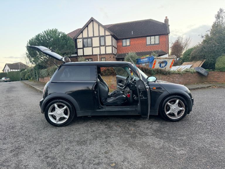 Mini, HATCHBACK, Hatchback, 2004, Manual, 1598 (cc), 3 doors