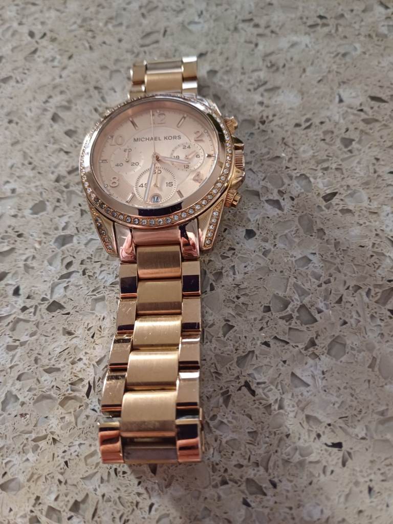 Michael Kors rose gold watch