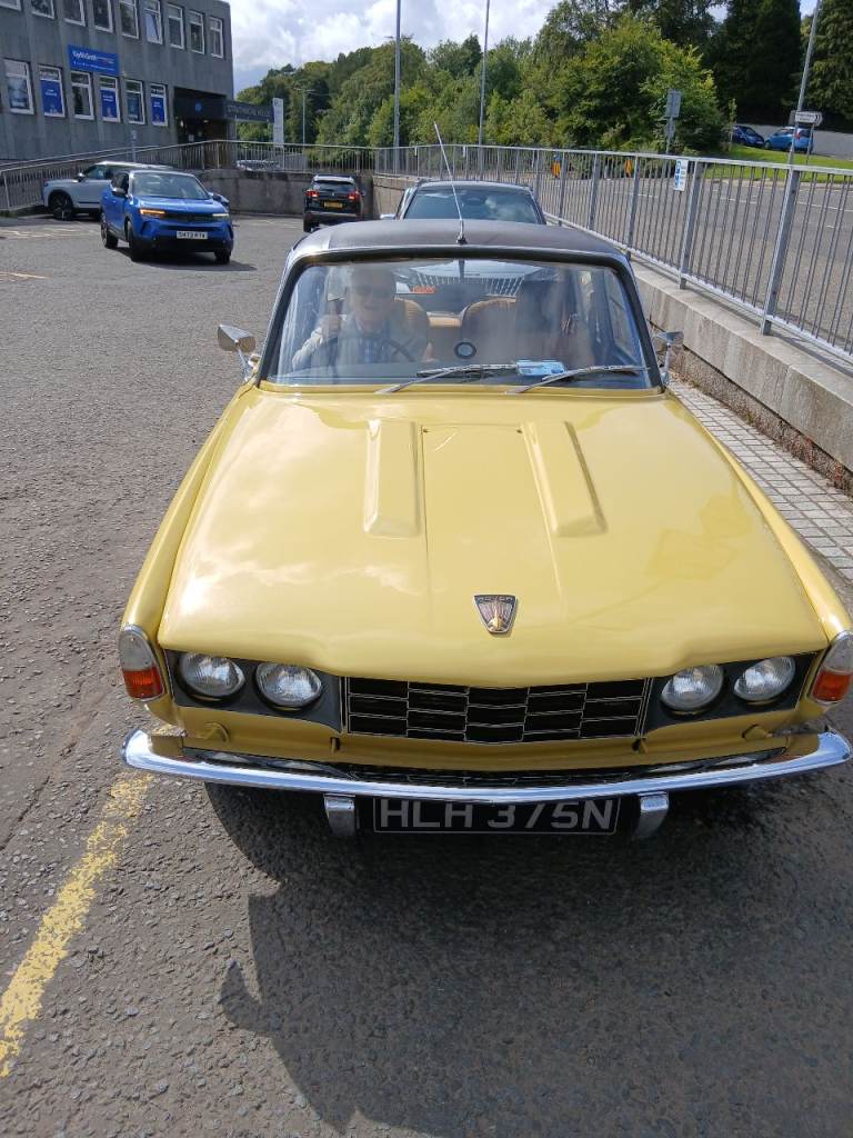 1975 rover p6