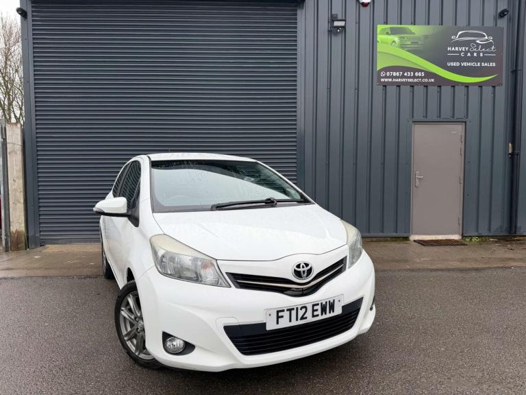 2012 Toyota Yaris 1.3 Yaris SR VVT-i 3dr Hatchback Petrol Manual