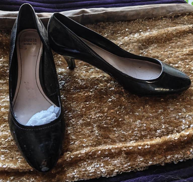 Women Black Patent Kitten Heel Shoes - Size 4.5, Good Condition