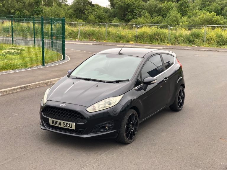 Excellent Condition Ford Fiesta 1.25 Zetec, Full Service History, Dec 2026 MOT (no advisories) 