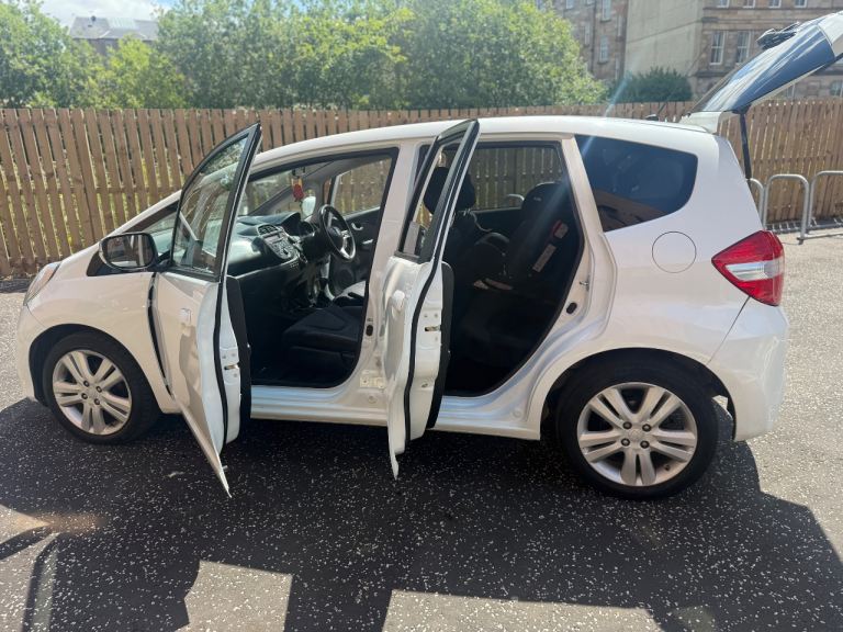 Honda, JAZZ, Hatchback, 2015, Manual, 1339 (cc), 5 doors