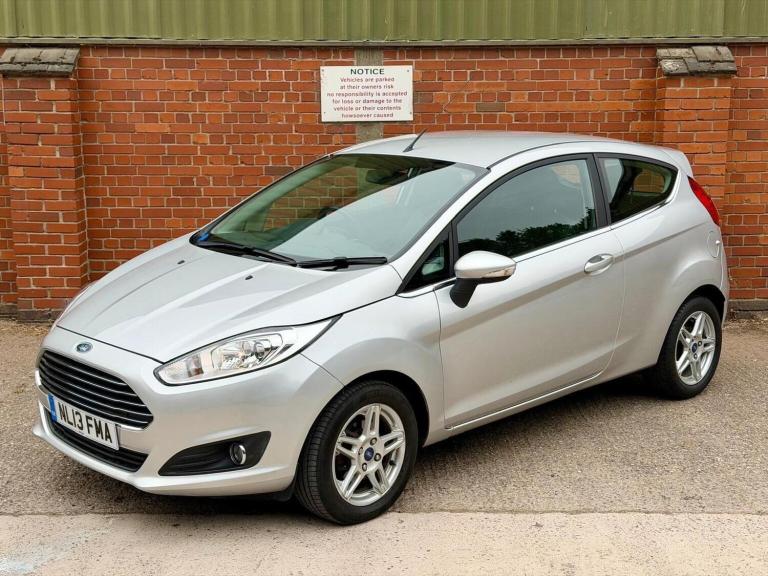FORD FIESTA 1.25 Zetec Euro 5 3dr 2013
