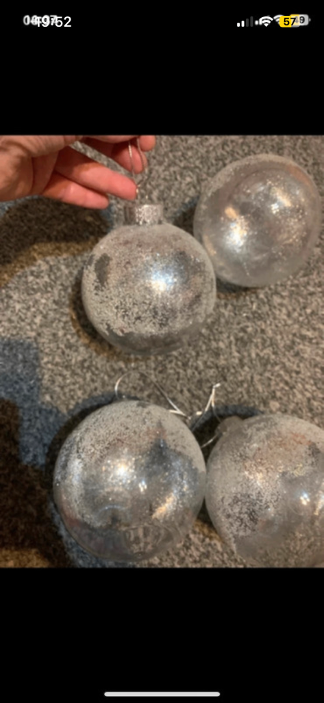 NEW SET OF 4 LARGE SILVER GLITTER CHRISTMAS TREE BAUBLES