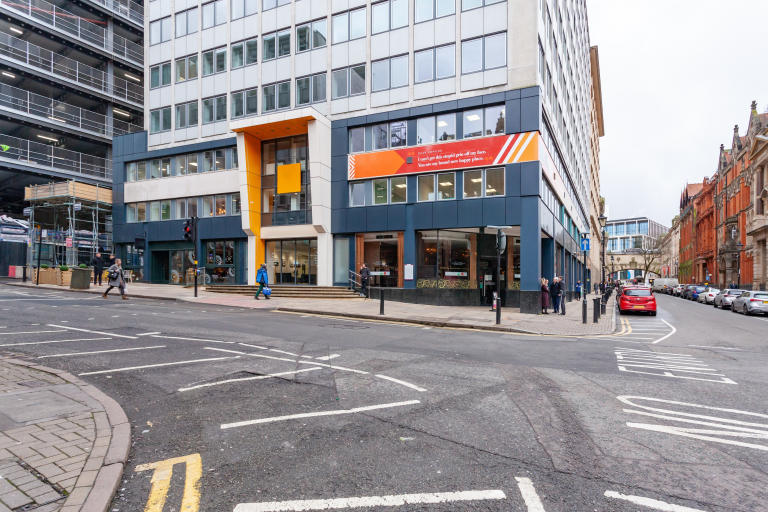 Birmingham - B33AS \ Fully Furnished Office for 2 Workstations