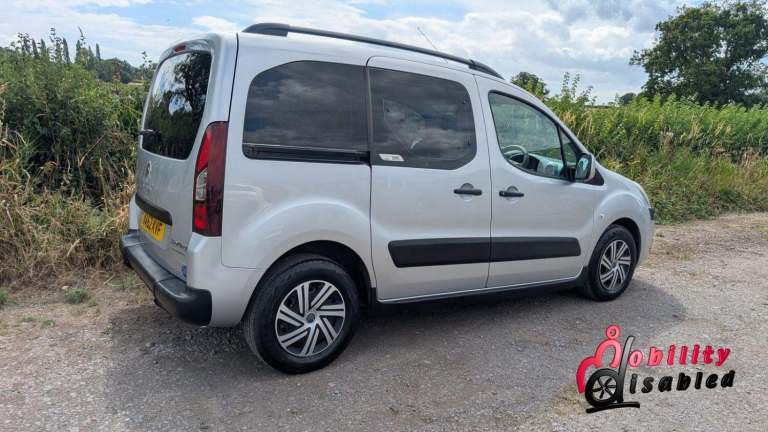 CITROEN BERLINGO 1.6 e-HDi XTR Driver Transfer &amp;/or Up Front Wheelchair Access