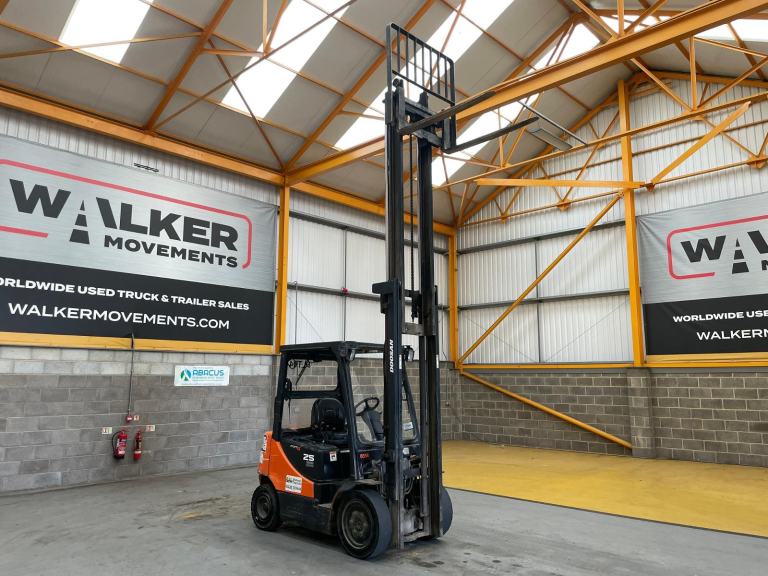DOOSAN 2.5 TONNE DIESEL FORKLIFT – 2014 – FLT 04