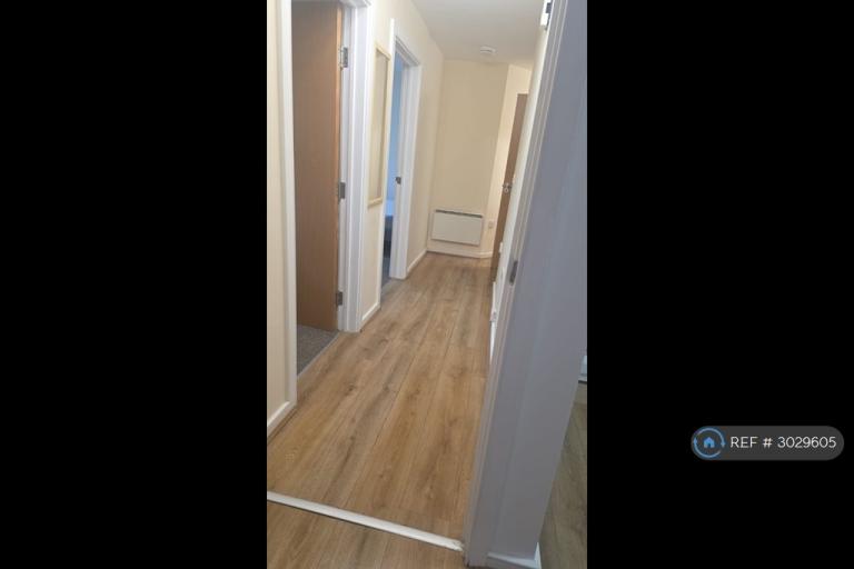 2 bedroom flat in Astley Brook Close, Bolton, BL1 (2 bed) (#3029605)