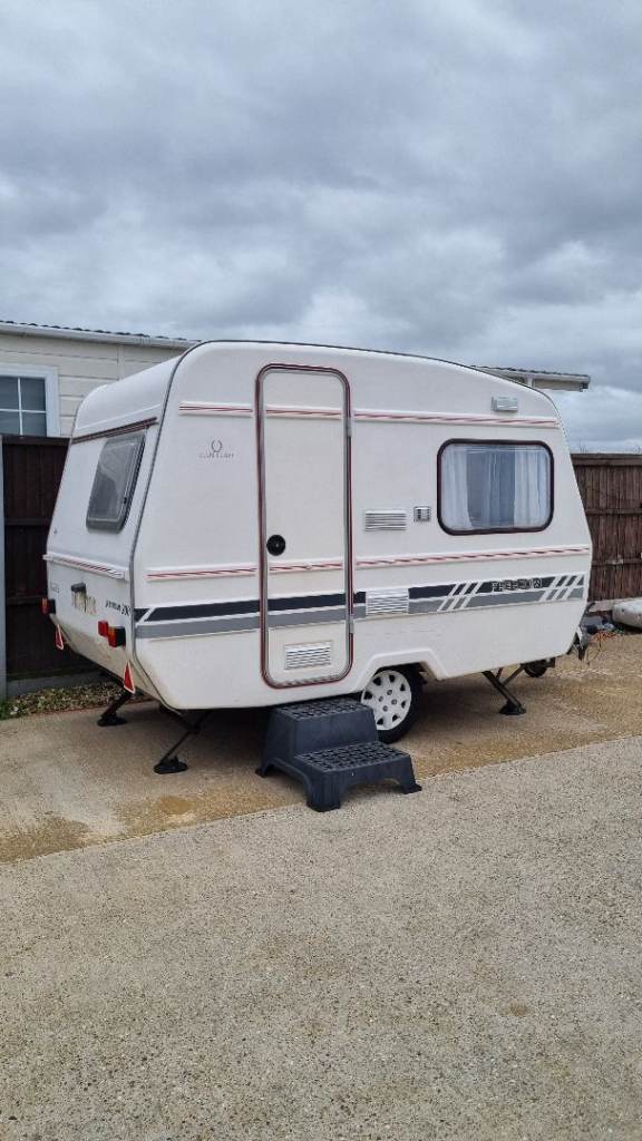 freedom jerstreem small caravan with air Awning 
