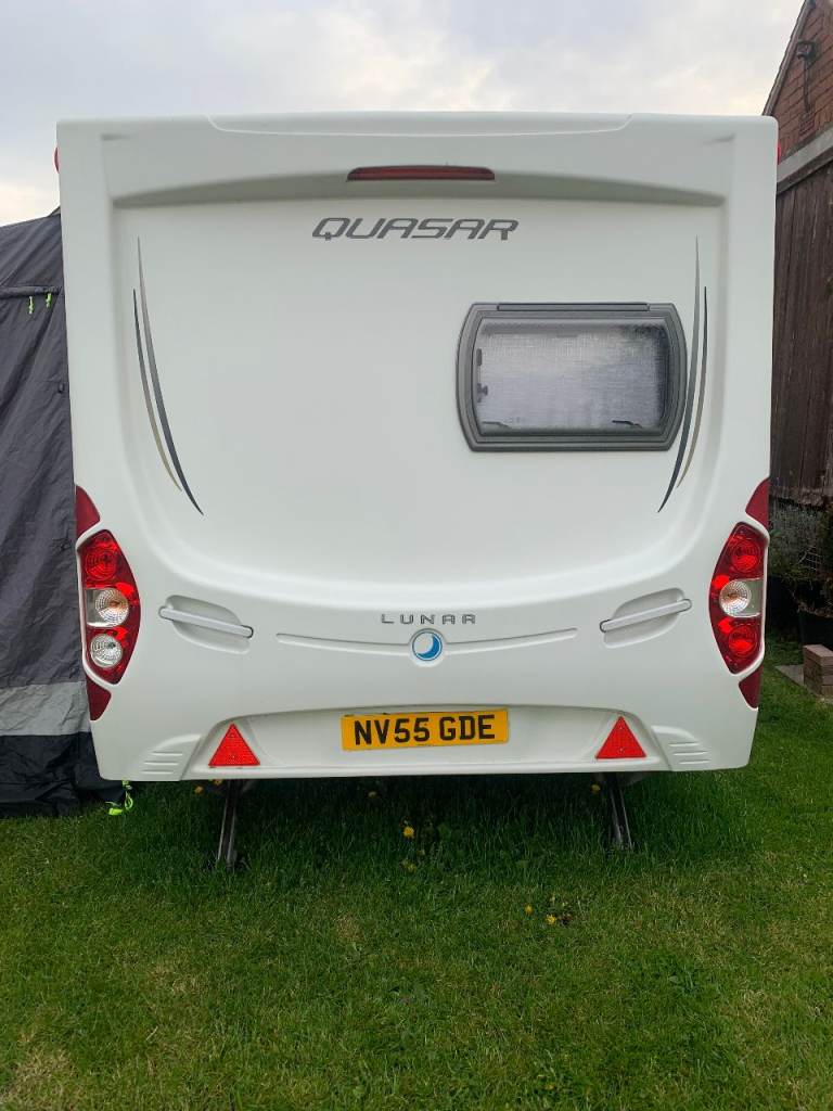 2 BERTH LUNA QUASAR 462.AIR AWNING,MOTOR MOVER,SUPER COND.