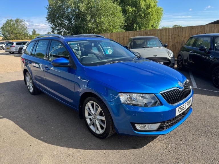 2013 Skoda Octavia ELEGANCE TDI CR DSG Estate Diesel Automatic