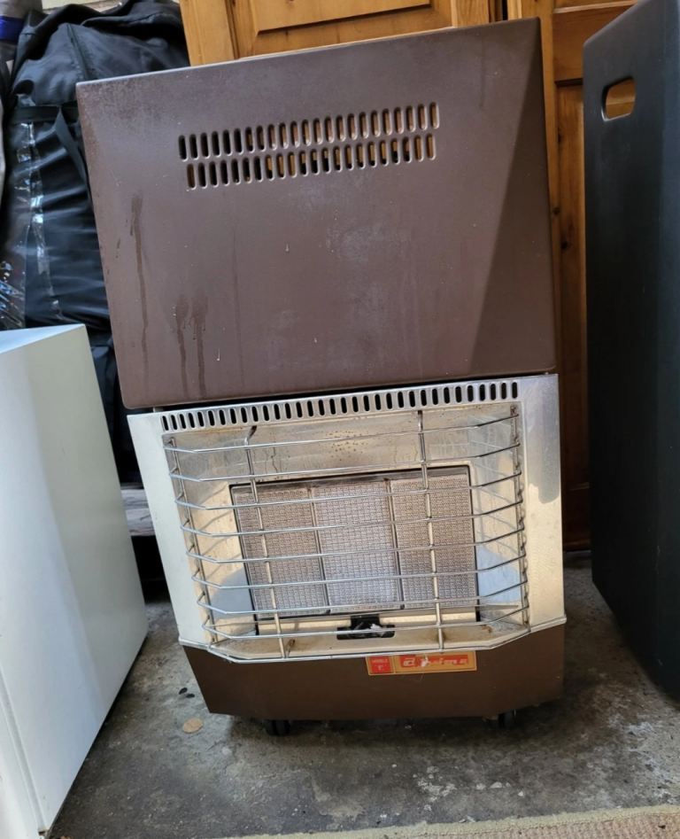Portable gas heater