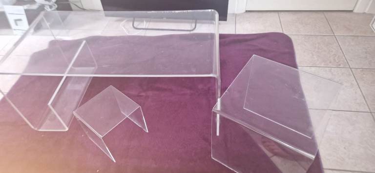 Clear Acrylic Retail Display Stands – Good Condition