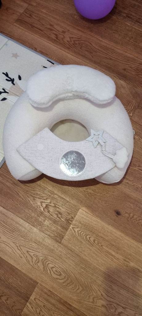 Mamas & Papas 'White Baby Pillow with Head Support – Good Condition