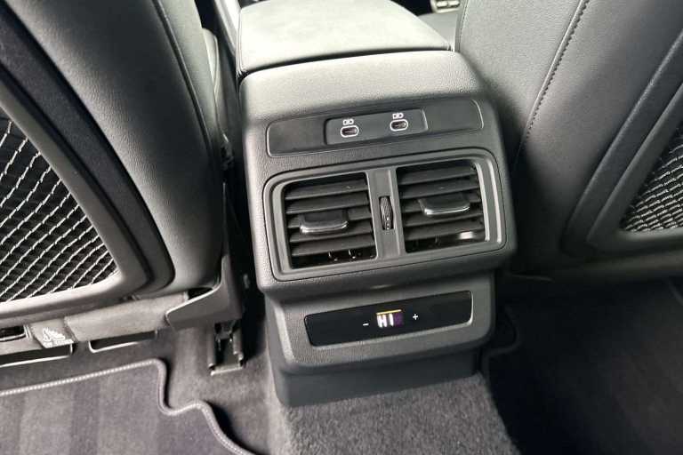  Audi Q5 2.0 TDI Quattro Edition 1 5dr S Tronic SUV Diesel Automatic