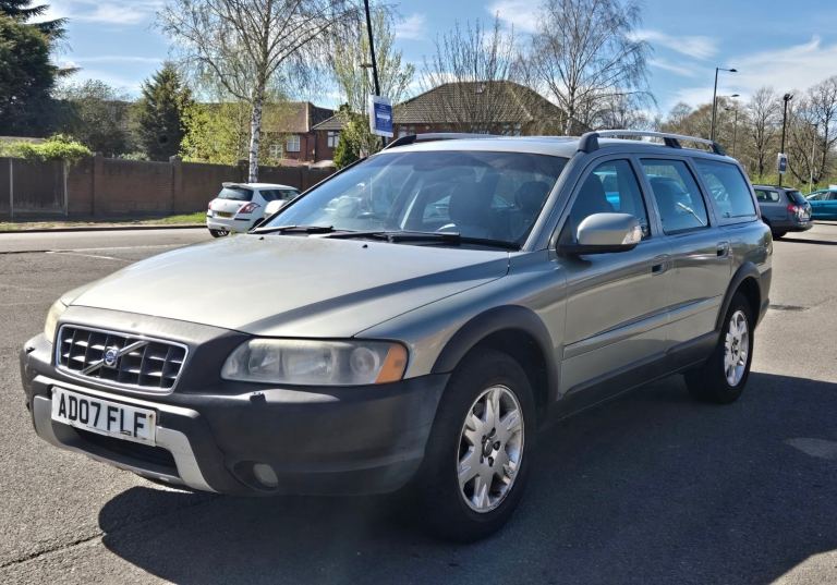 Volvo XC70 Cross Country - 2.4 - Diesel - 182k miles - MOT - Not Bmw Audi Toyota VW 