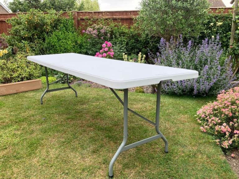 Folding Table - 8ft