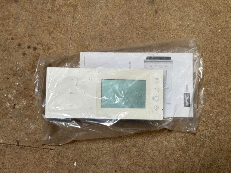 New Danfoss central heating room thermostat 