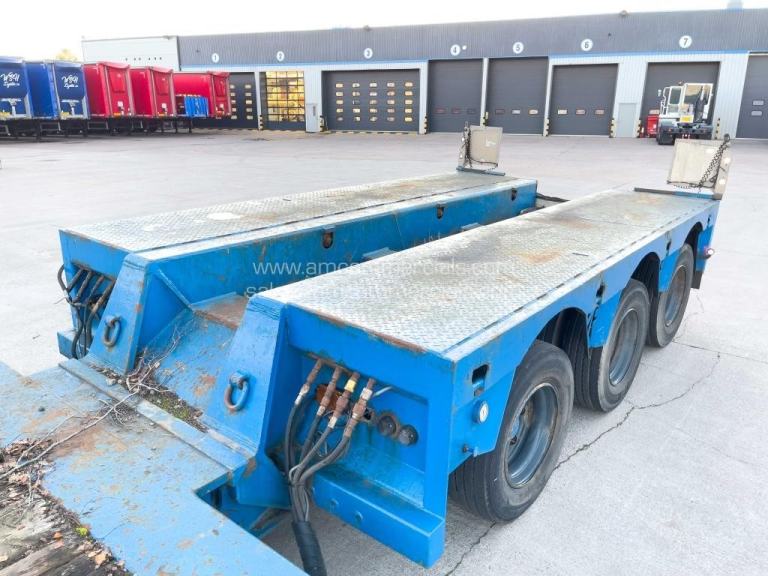 FAYMONVILLE STBZ-3VA Low Bed 3 Axle 
