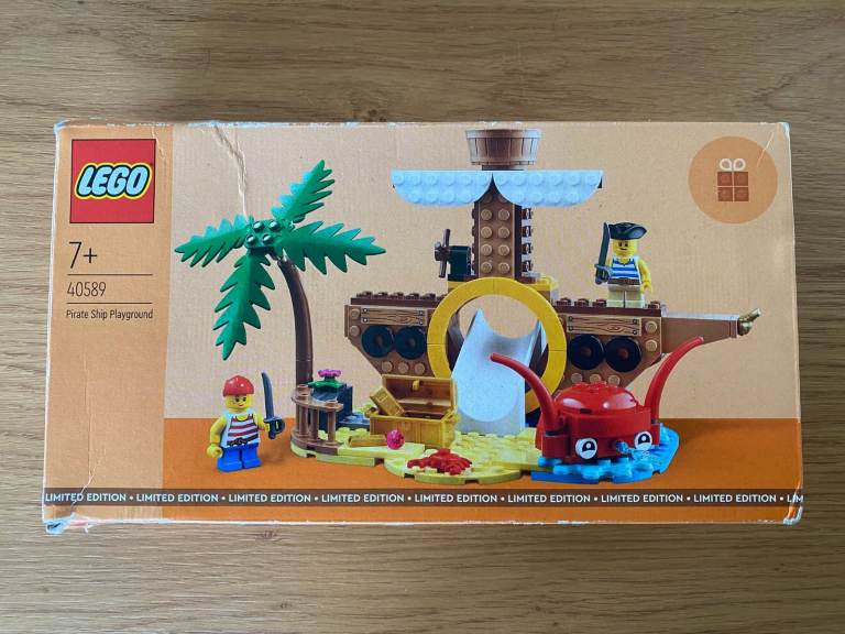 LEGO Pirate Ship Playground 40589