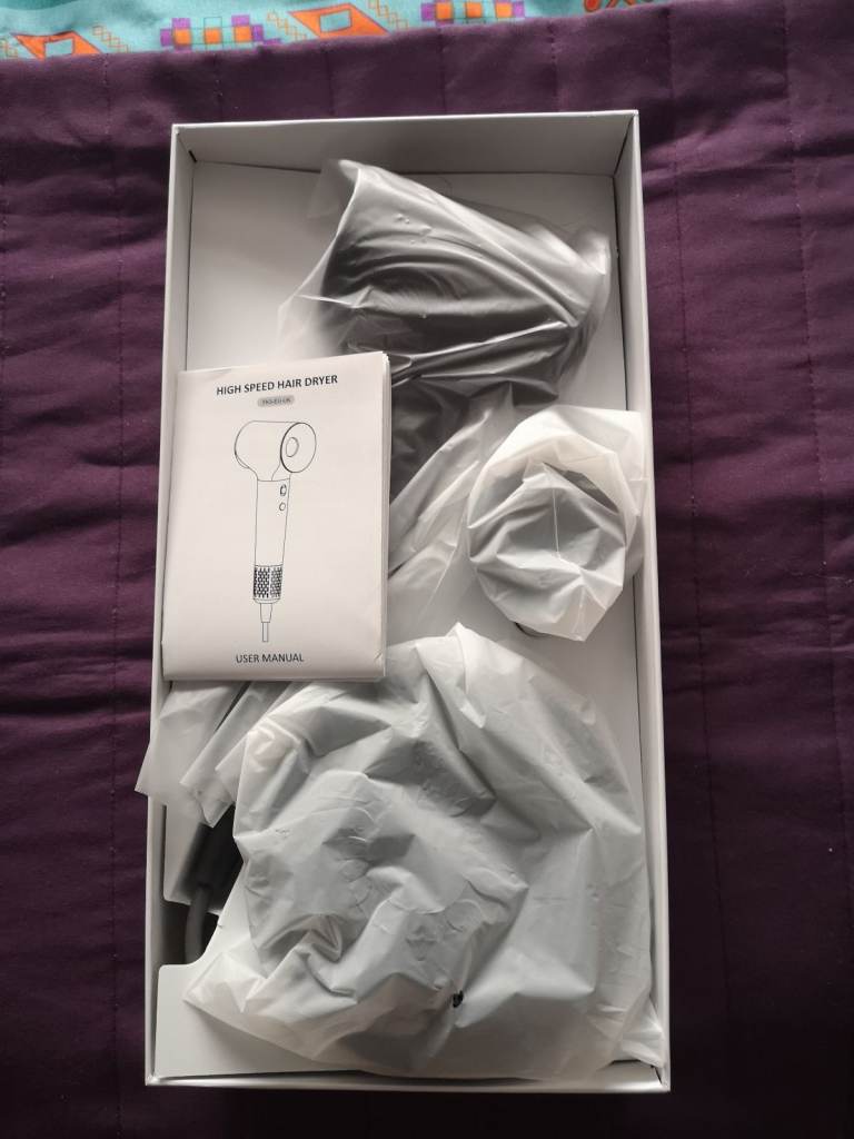 TQQ HAIRDRYER WITH DIFFUSER 