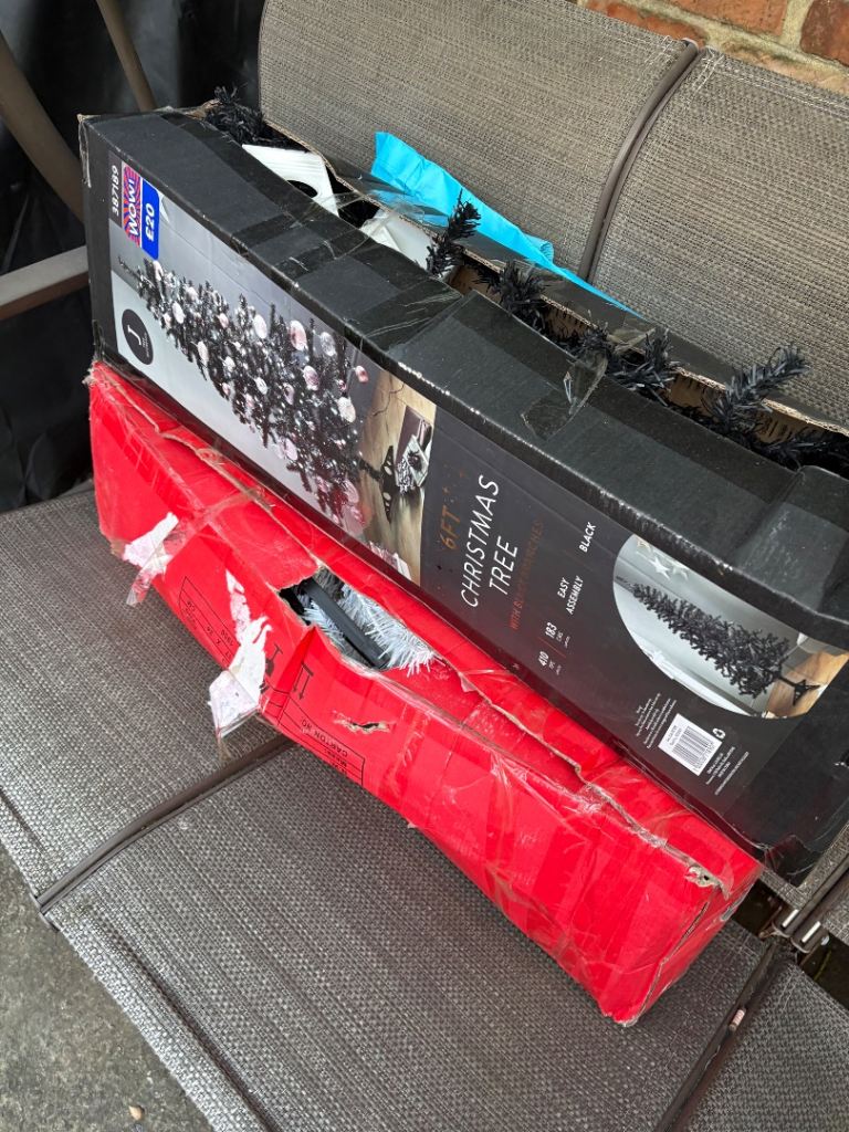 Free 2 xmas trees