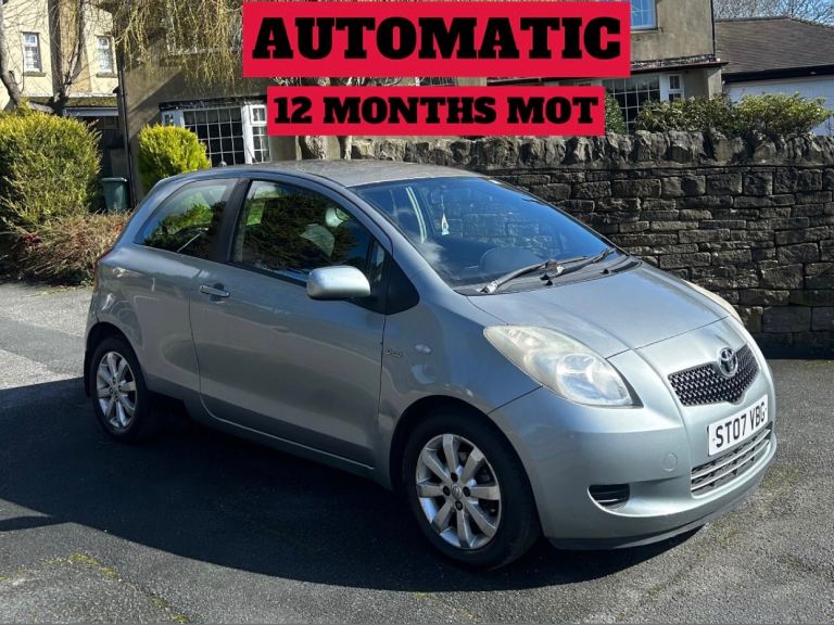 TOYOTA YARIS 1.3 PETROL AUTOMATIC