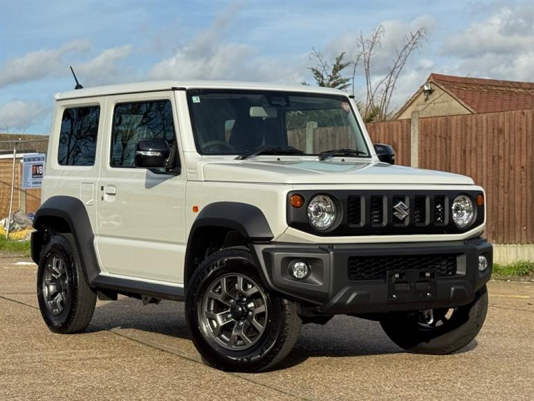 2025 Suzuki Jimny SUZUKI JIMNY SIERRA AUTO 4WD 1.5L PETROL 4 SEATER 3 DOOR ULEZ 25-25 EURO 6 MPV ...