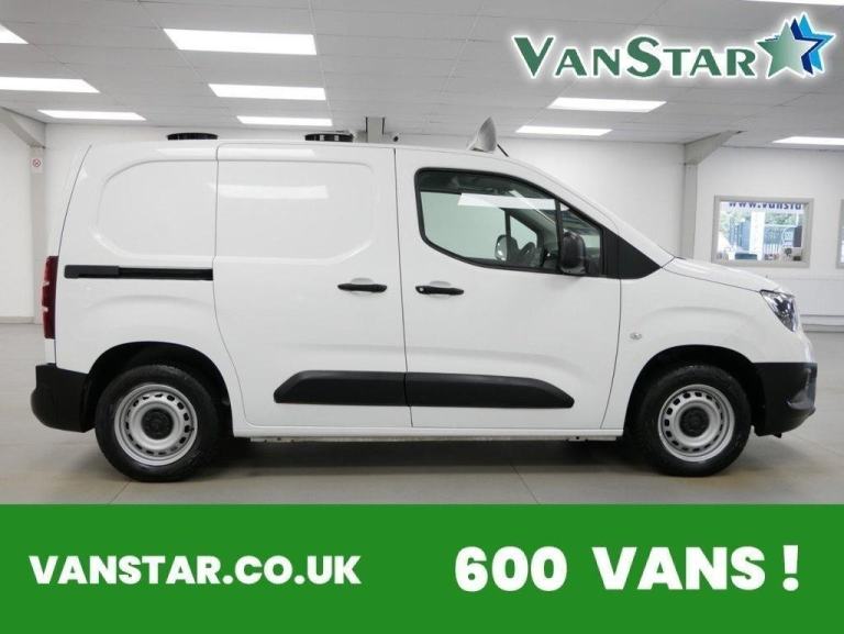 2020 VAUXHALL COMBO L1 1.5 TURBO D 100 BHP 2000 EDITION 6DR ( DOG CAGES )