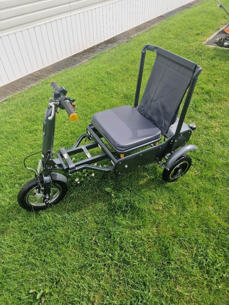 Mobility scooter efoldi traveler