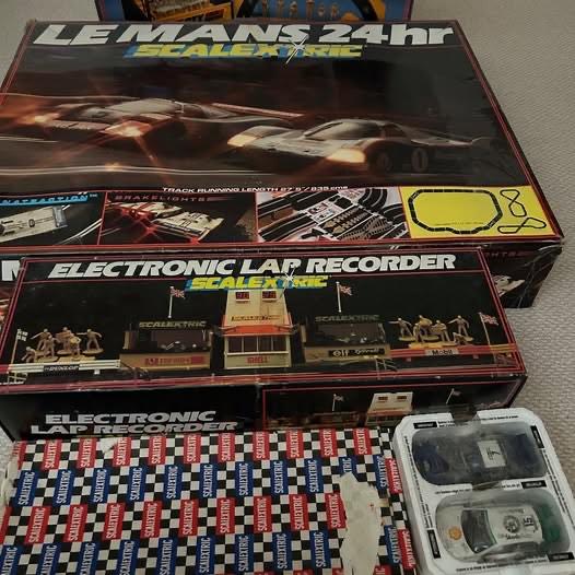 Vintage Scalextric Le Mans 24hr set with various accessories