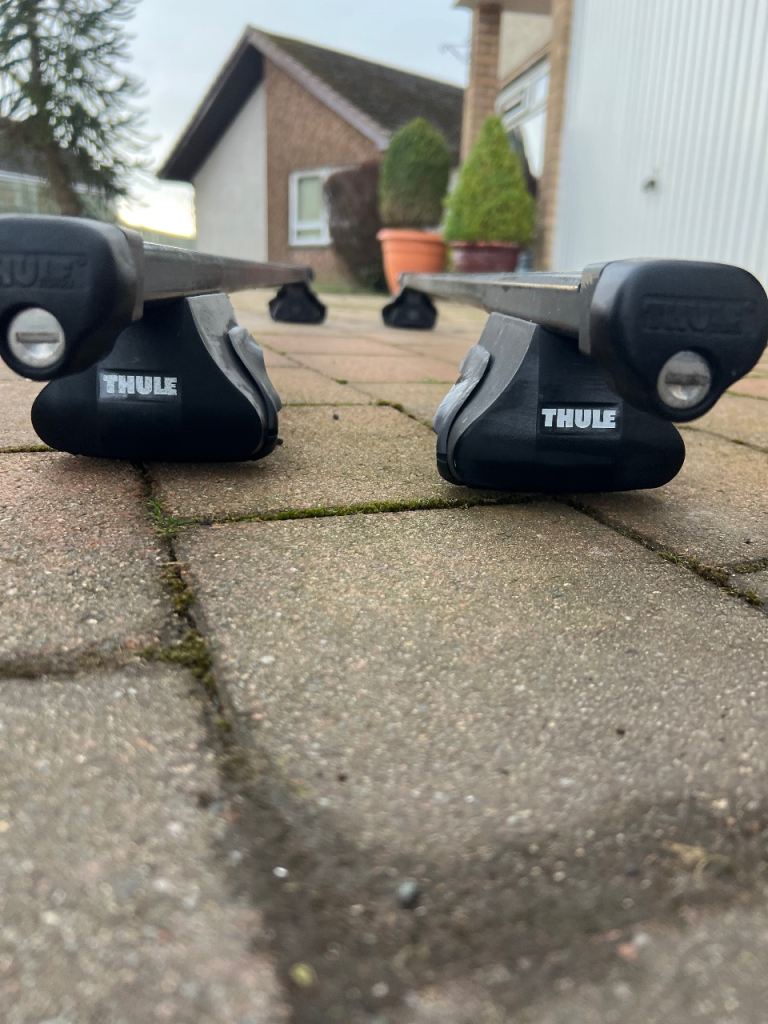 Thule roof bars 