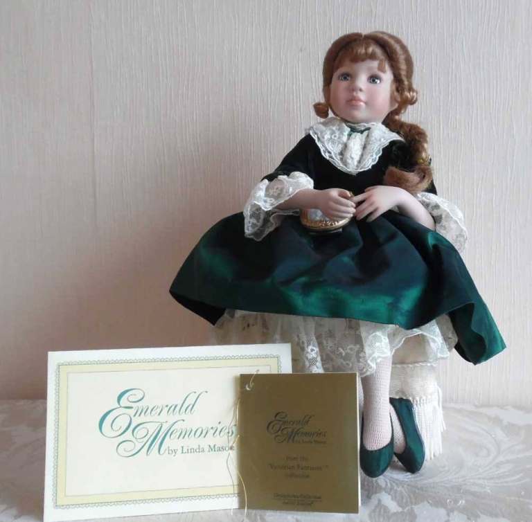 Georgetown collection Emerald memories Victorian porcelain doll 1997 RARE!!!